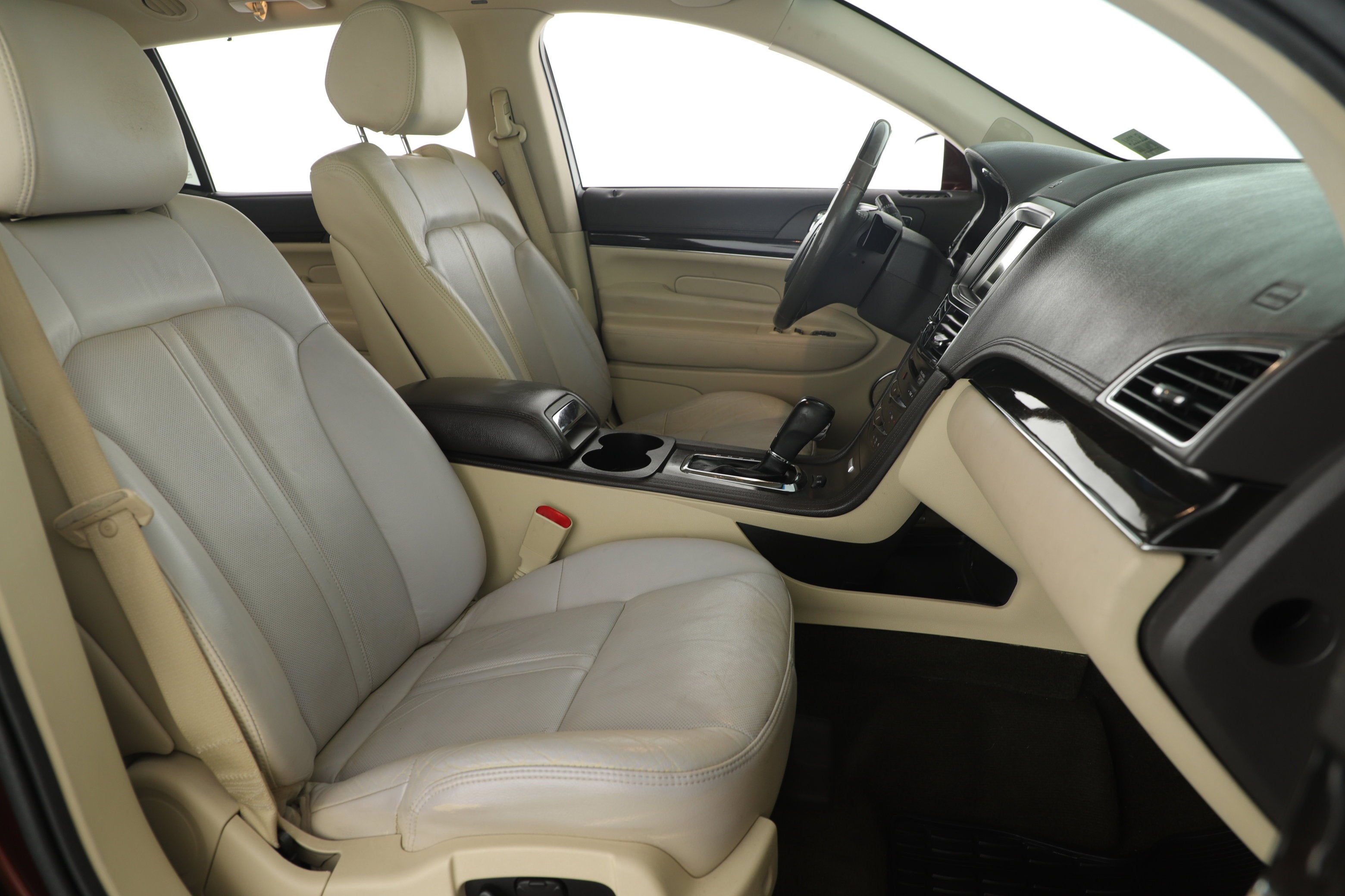 2016 Lincoln MKT EcoBoost