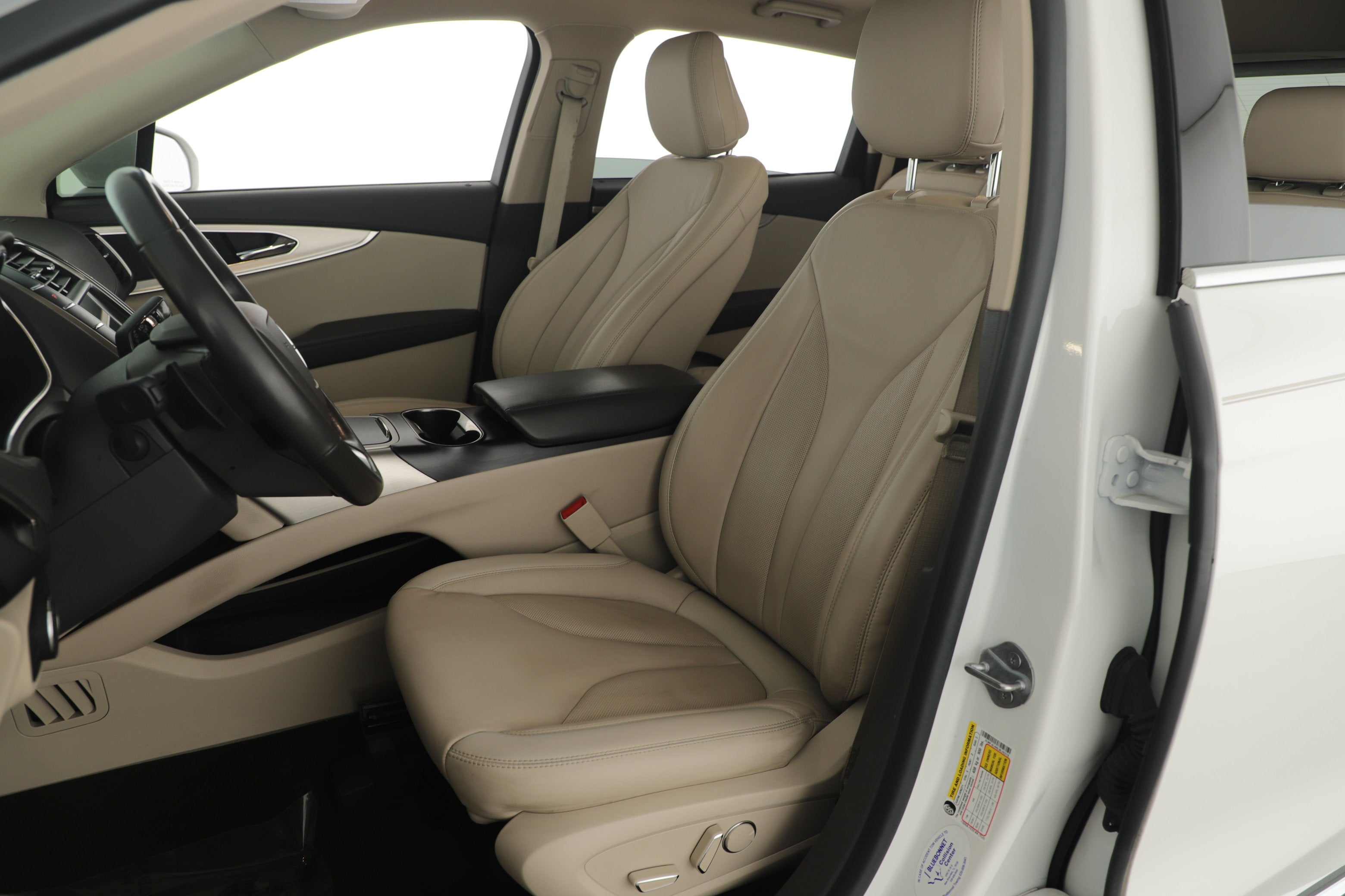 2020 Lincoln Nautilus Standard