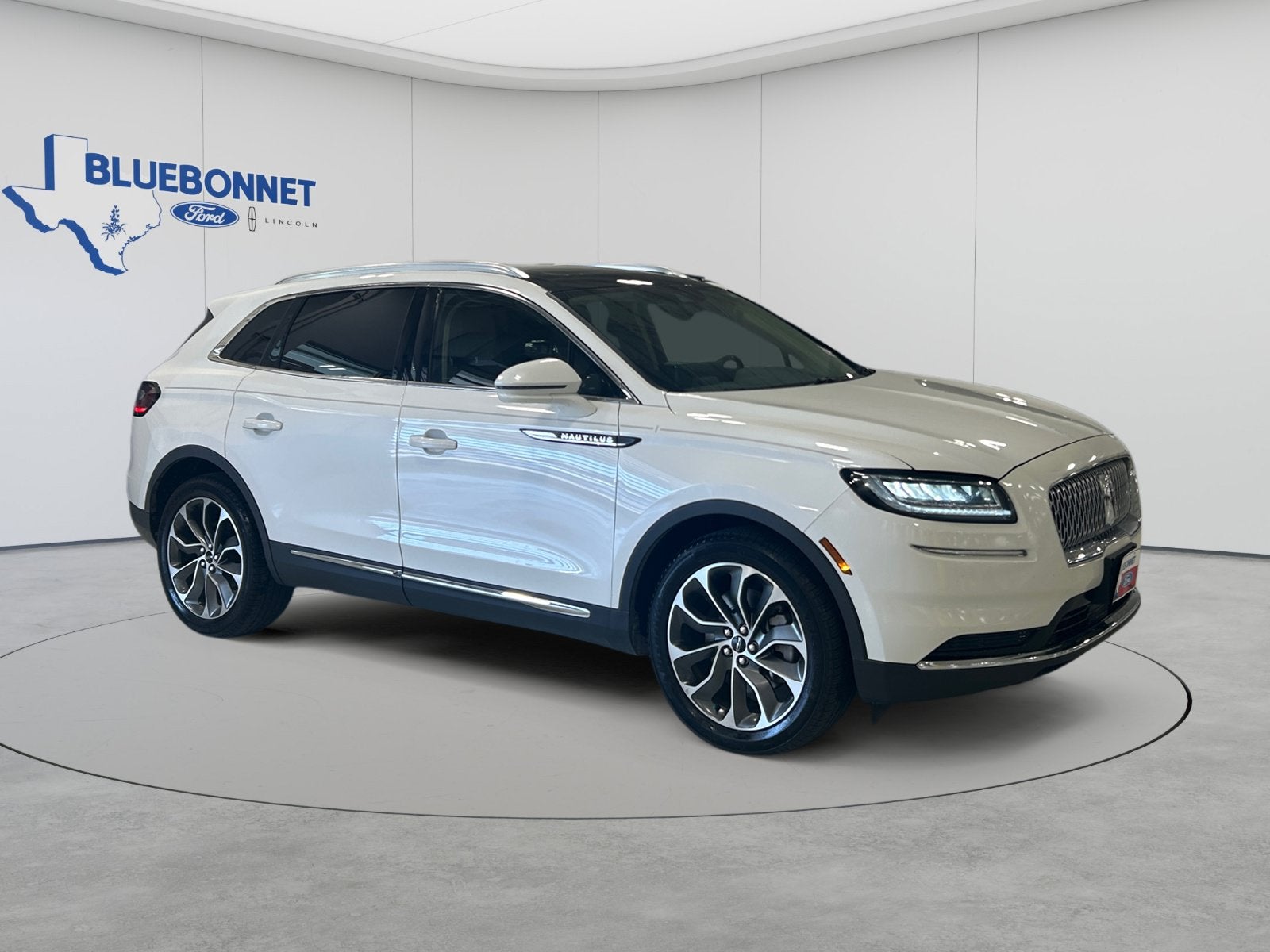 2021 Lincoln Nautilus Reserve