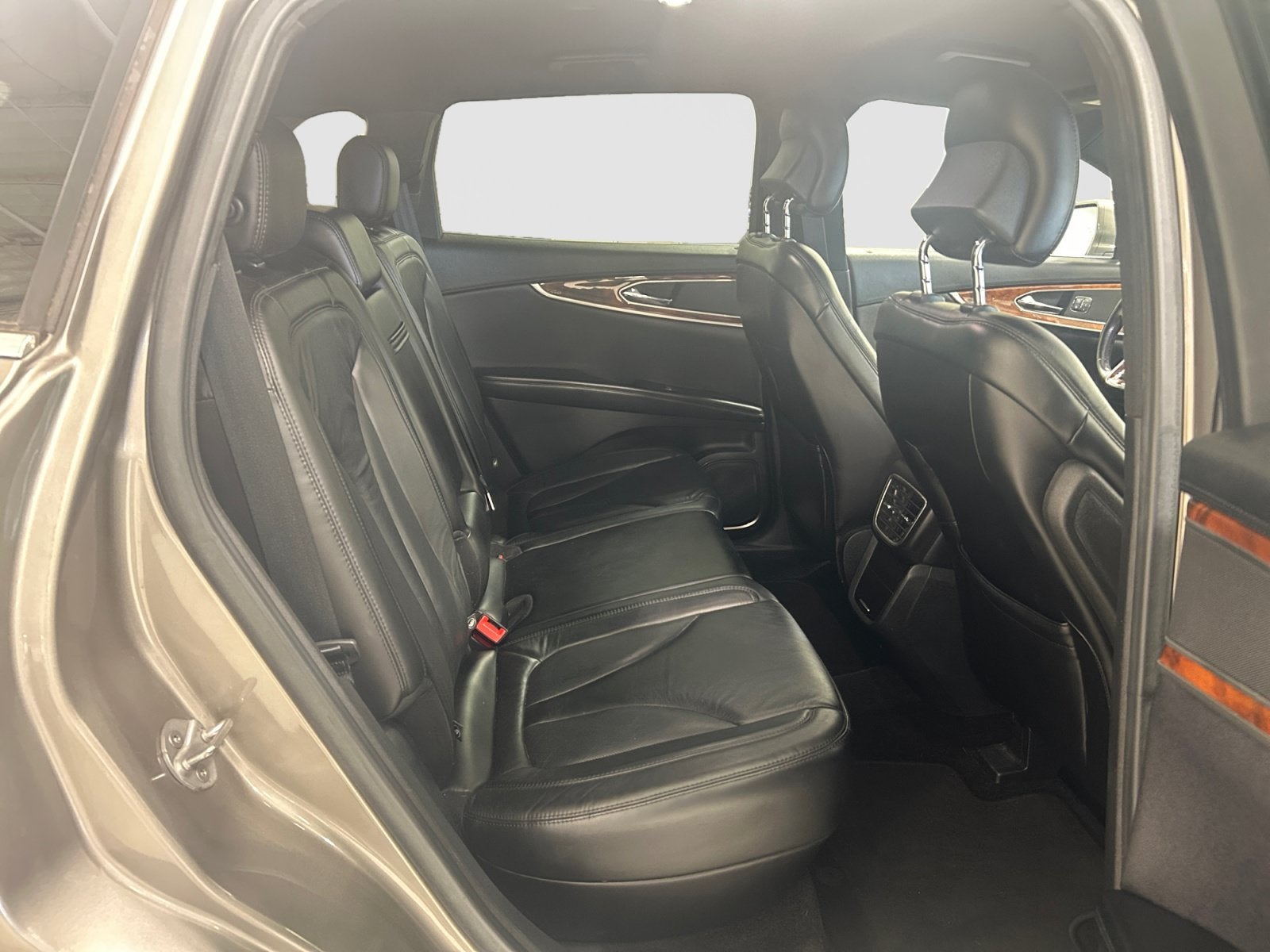 2016 Lincoln MKX Select