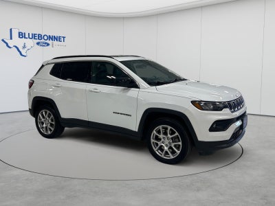 2023 Jeep Compass Latitude Lux