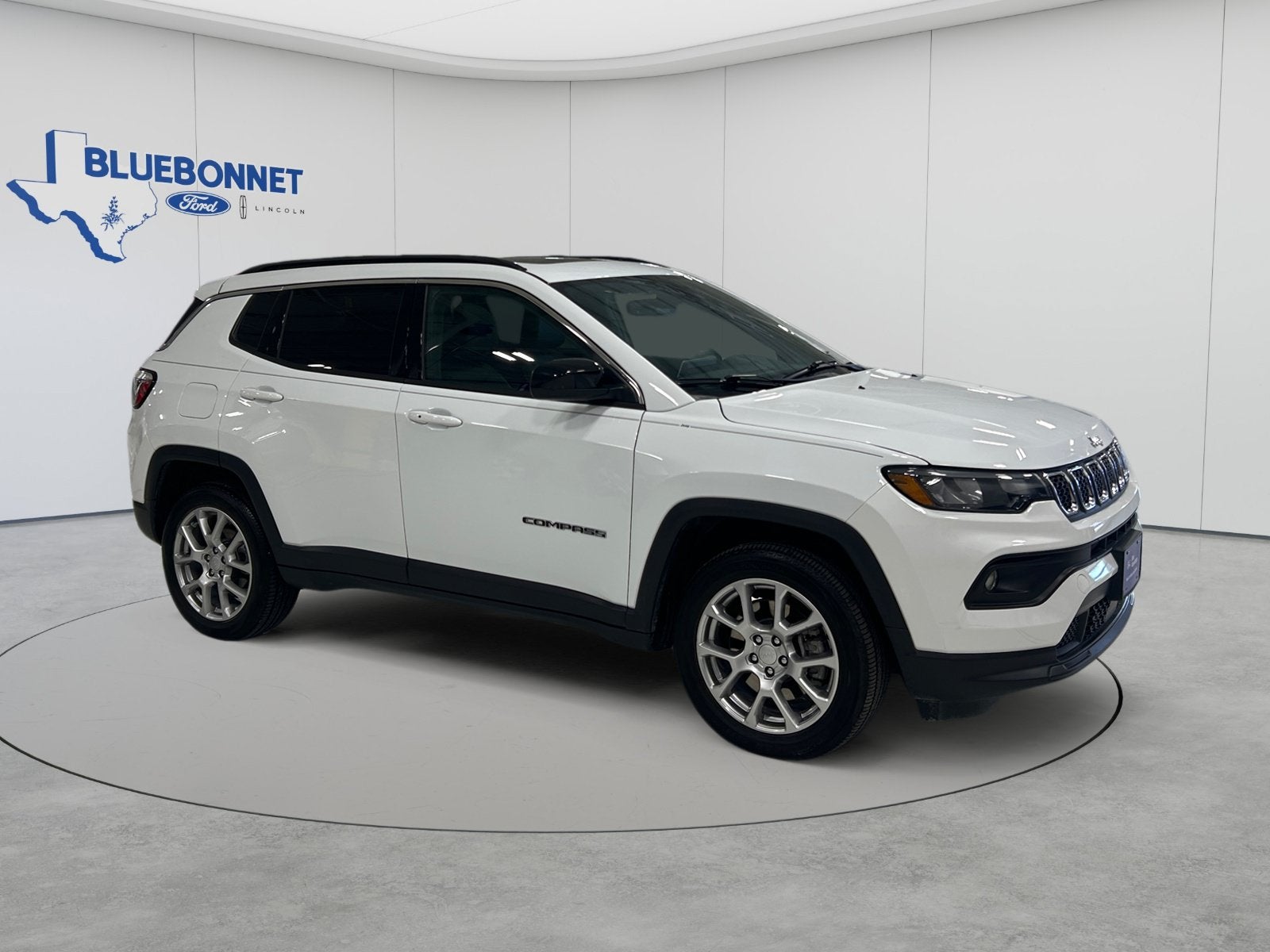2023 Jeep Compass Latitude Lux