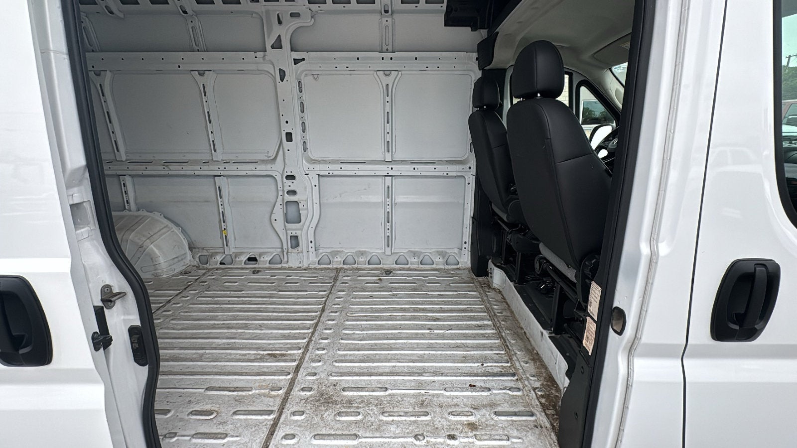 2025 RAM ProMaster Cargo Van Tradesman