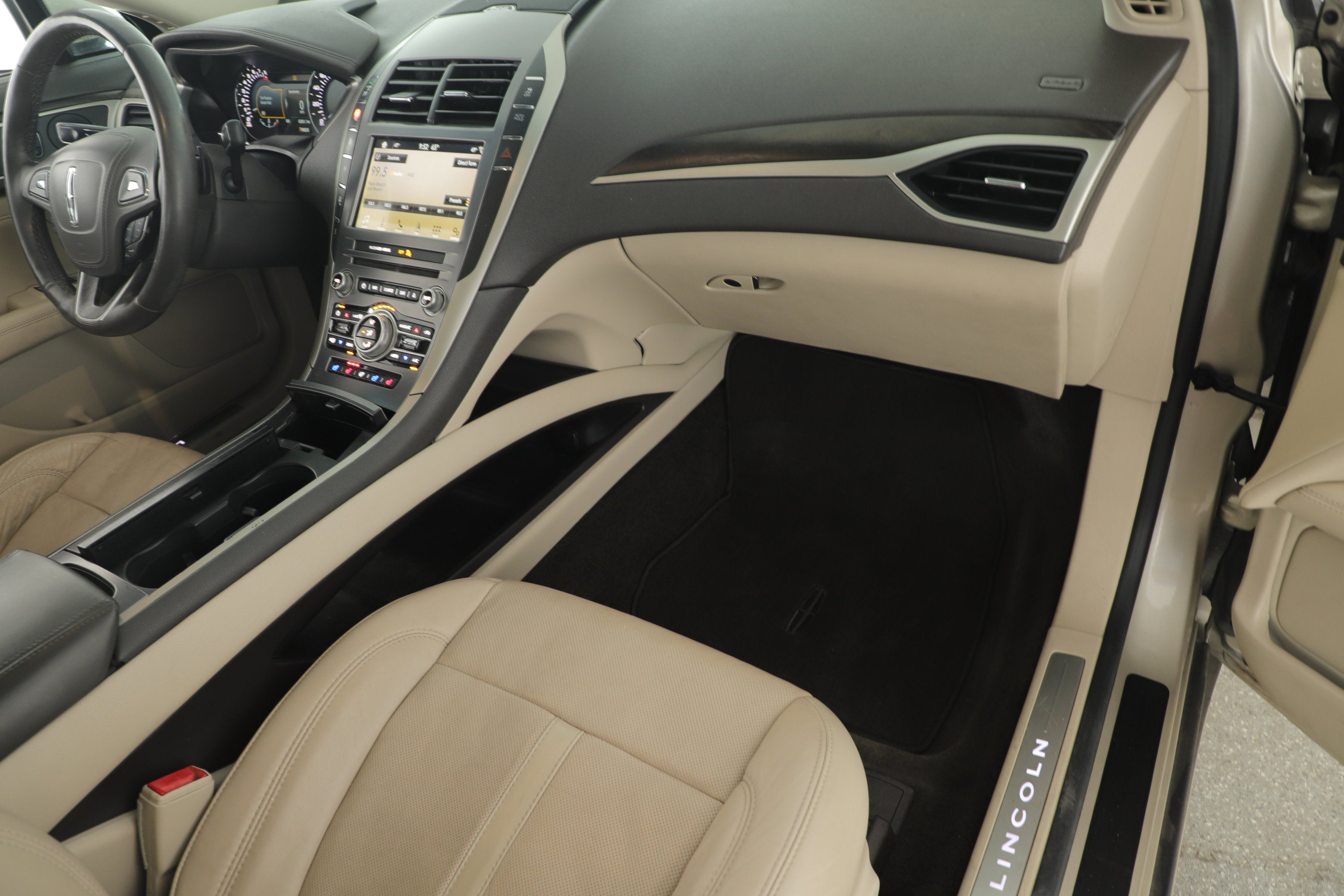 2017 Lincoln MKZ Reserve