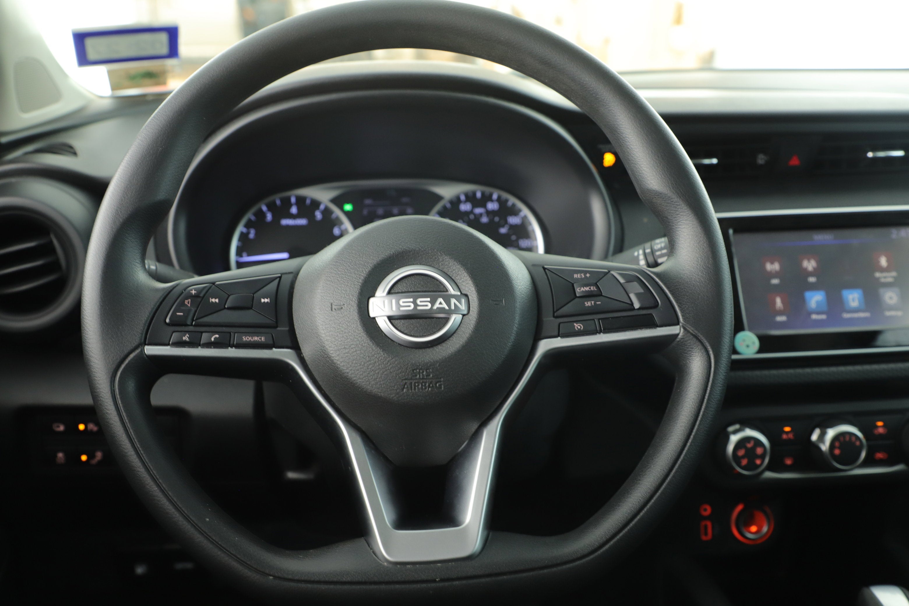 2022 Nissan Kicks S