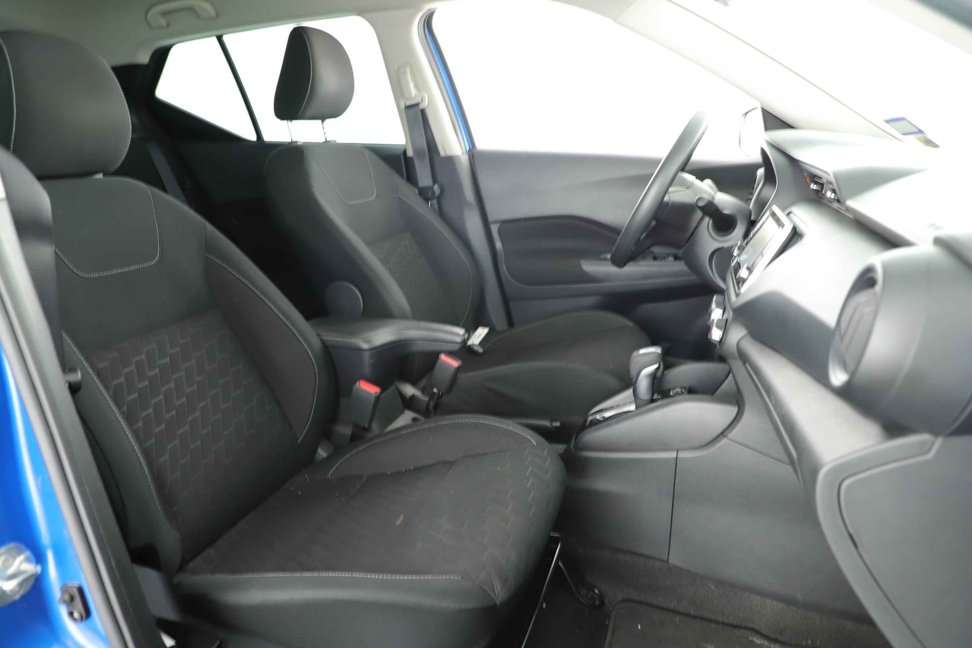 2022 Nissan Kicks S