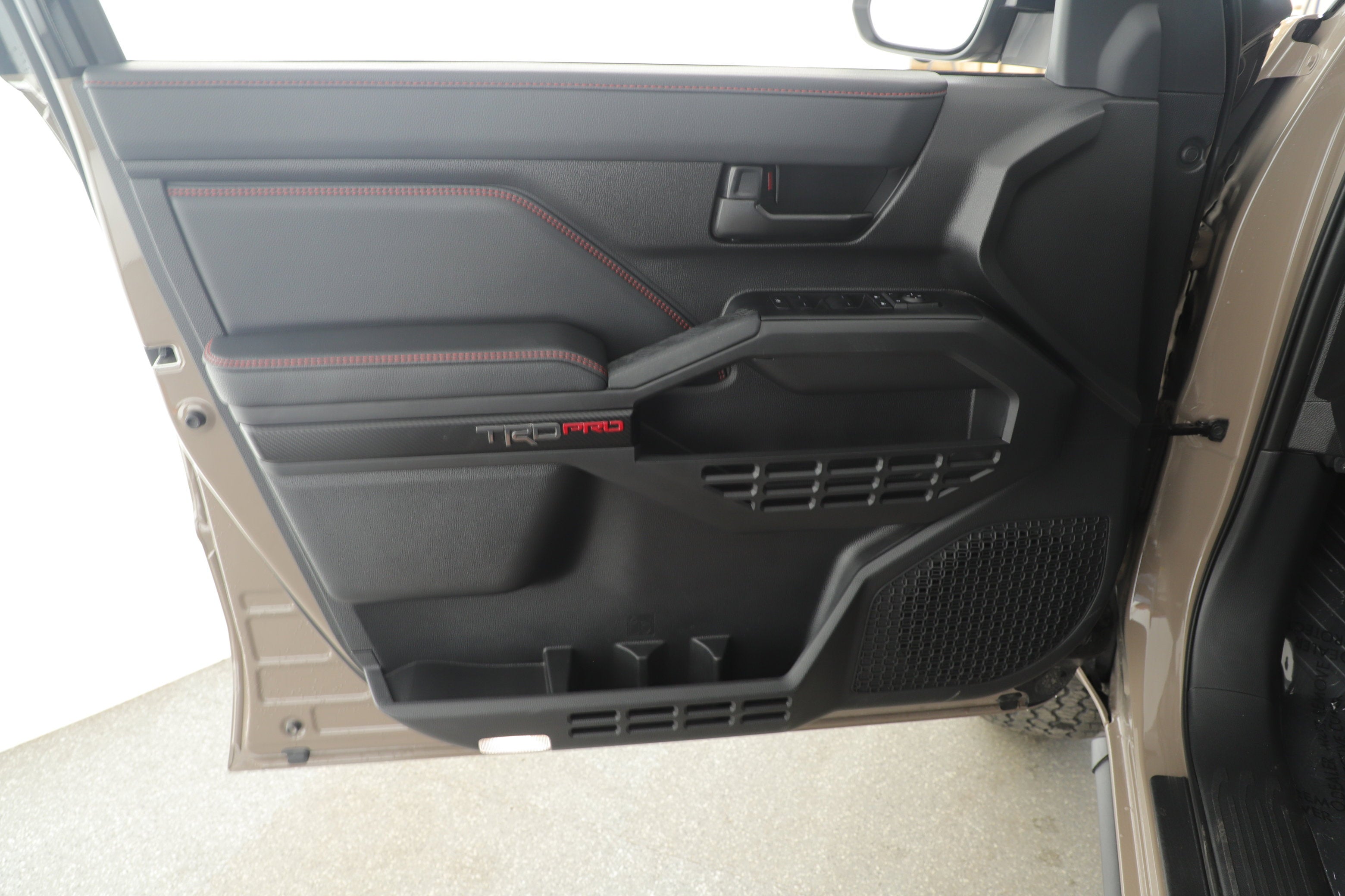 2025 Toyota Tacoma 4WD Base