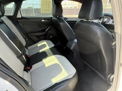 2019 Volkswagen Jetta Base