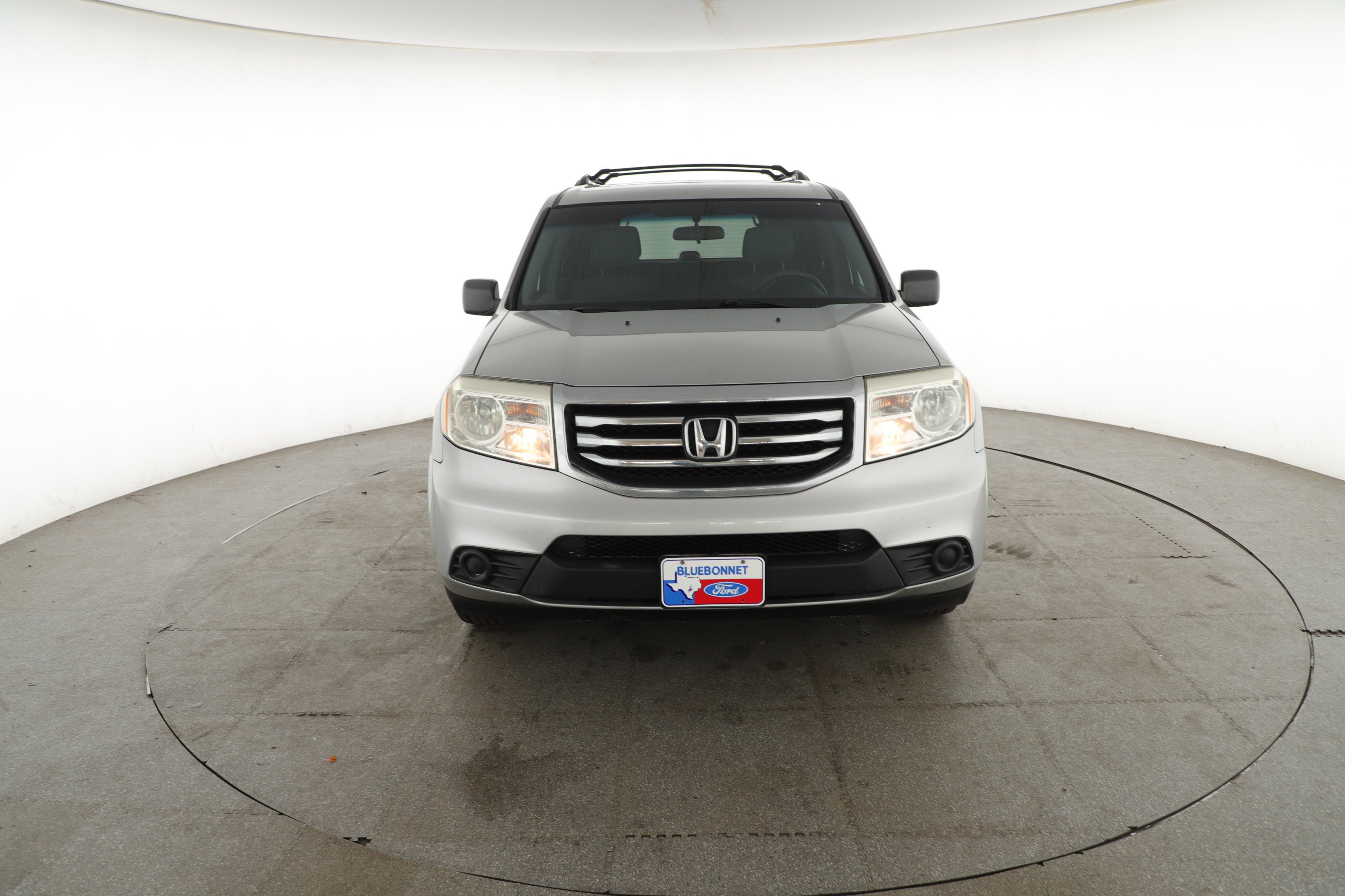 Used 2015 Honda Pilot LX with VIN 5FNYF3H26FB016979 for sale in New Braunfels, TX
