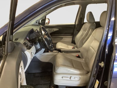 2020 Honda Pilot Touring 8-Passenger