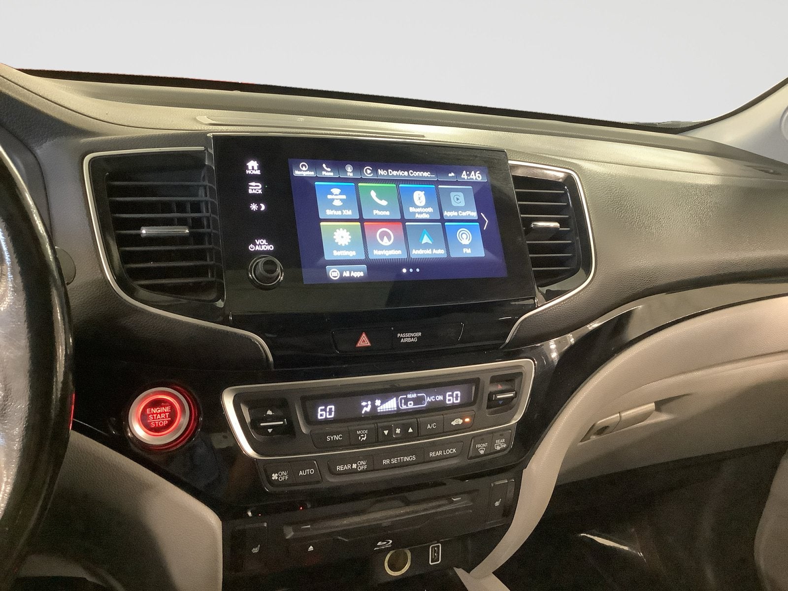 2020 Honda Pilot Touring 8-Passenger
