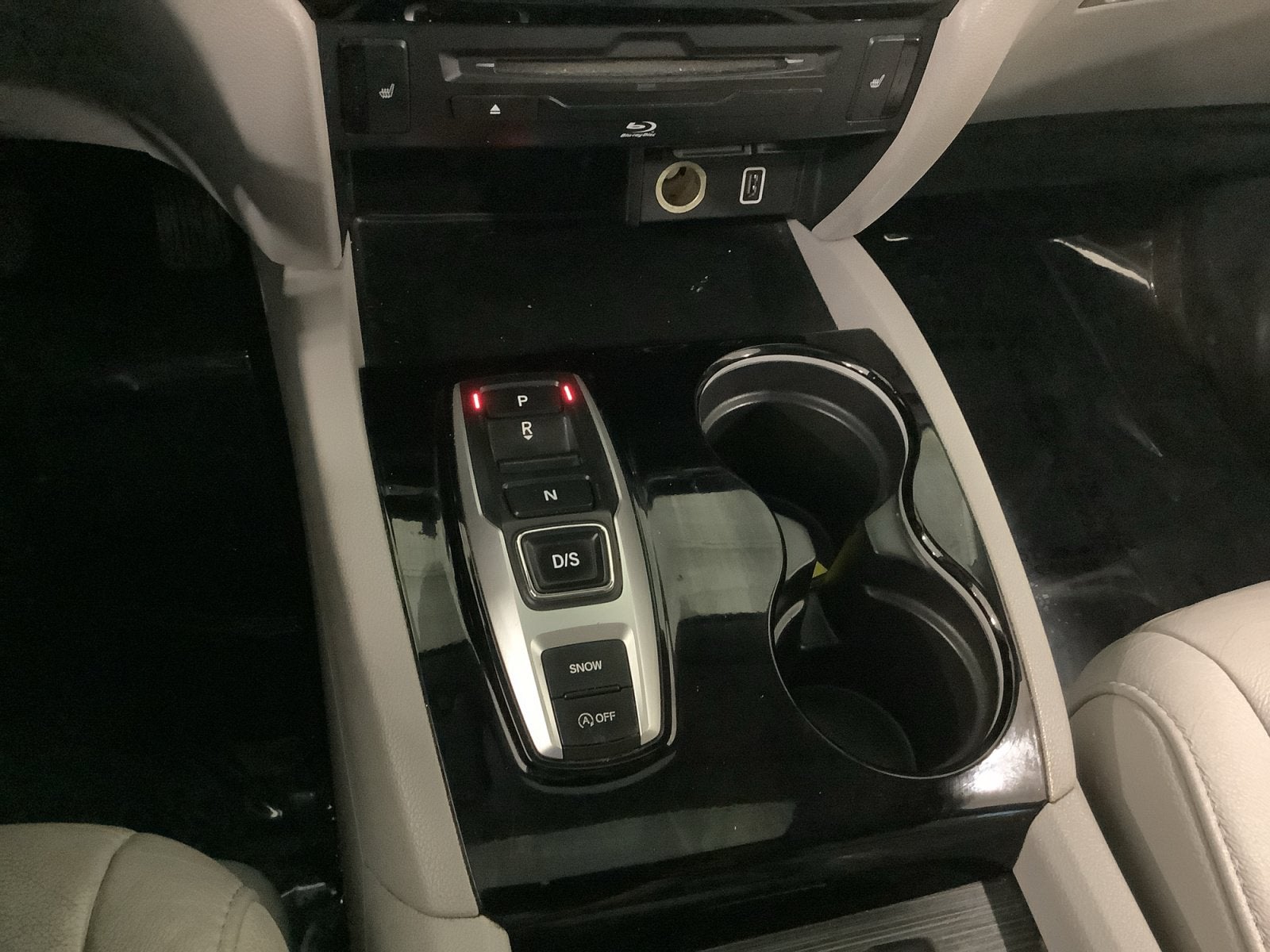 2020 Honda Pilot Touring 8-Passenger