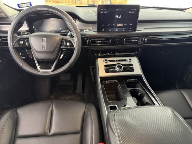 2023 Lincoln Aviator Standard