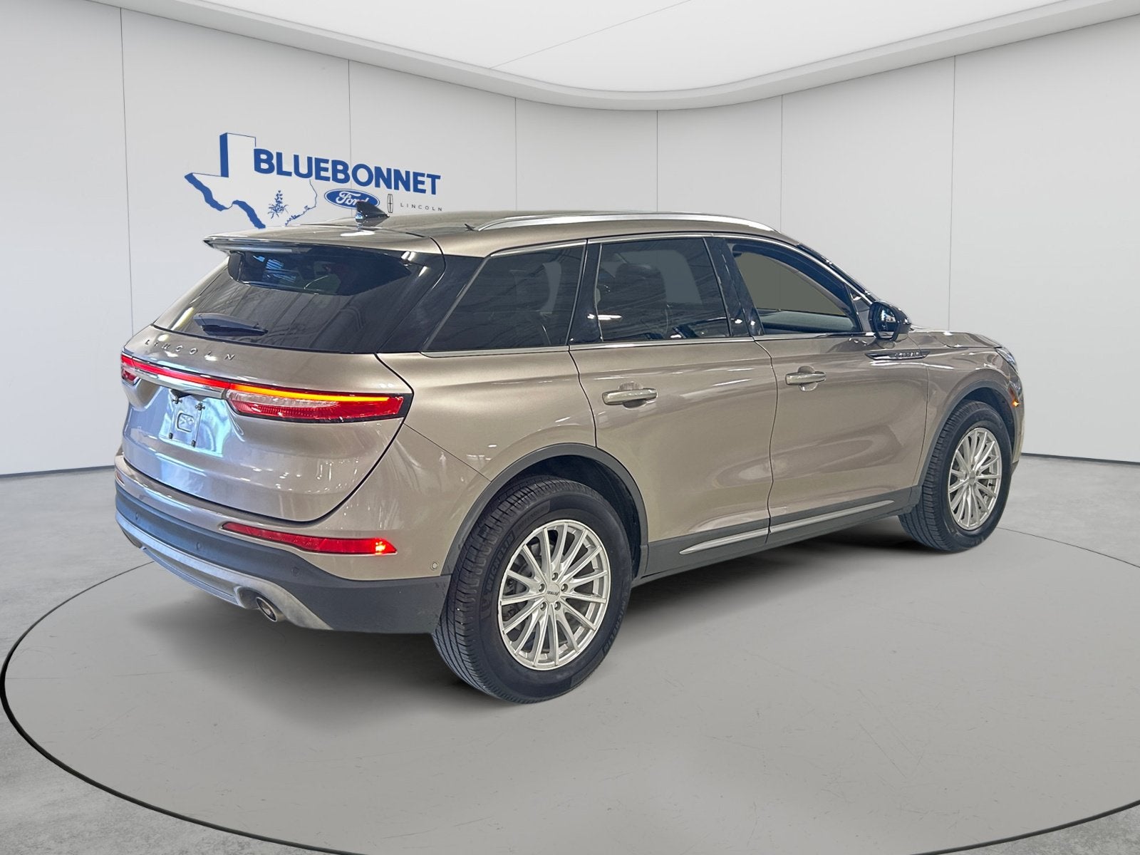 2020 Lincoln Corsair Standard