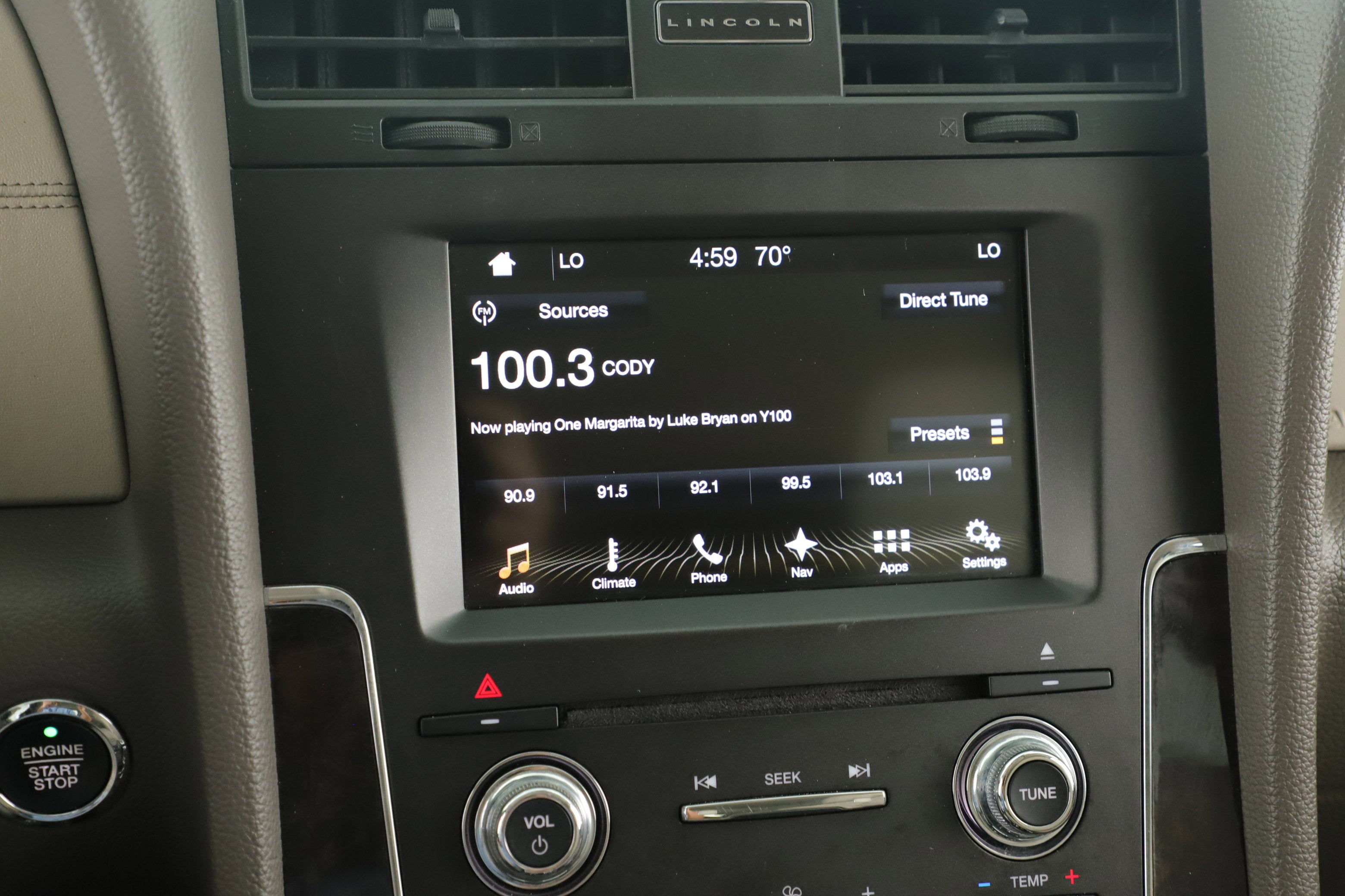 2017 Lincoln Navigator Select