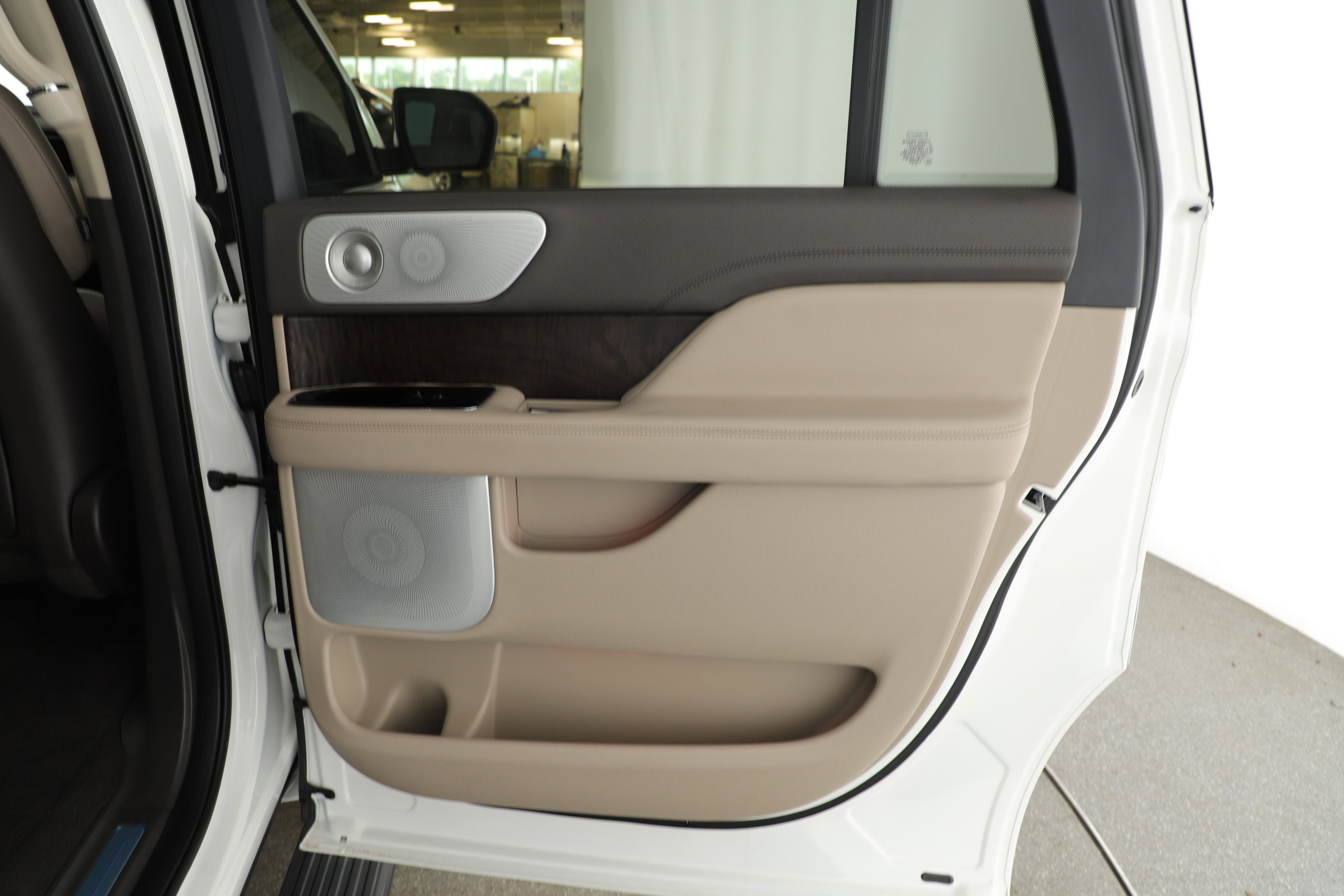 2024 Lincoln Navigator L Reserve