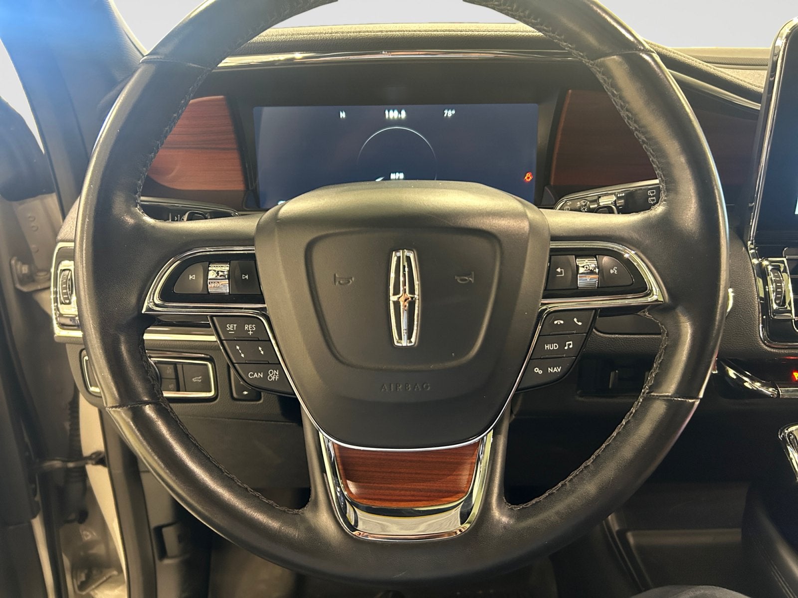 2021 Lincoln NAVIGATOR L RSV