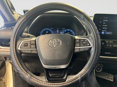 2024 Toyota Grand Highlander Base