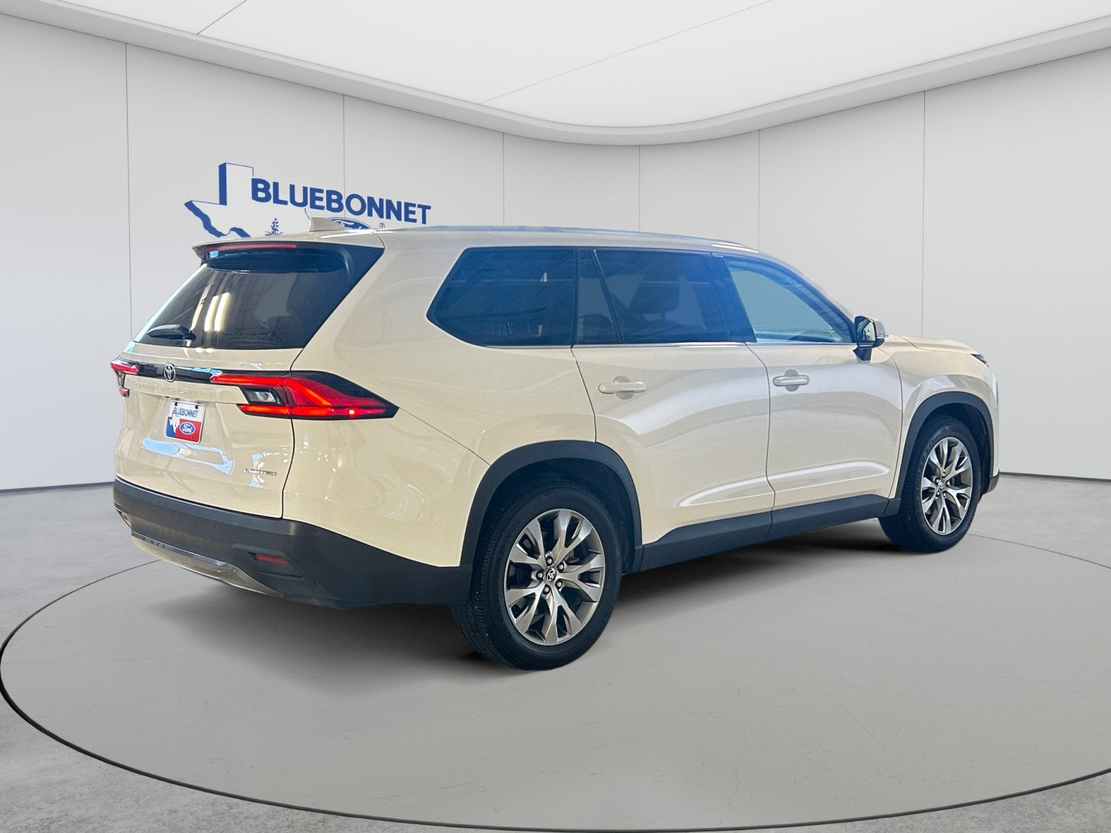 2024 Toyota Grand Highlander Base