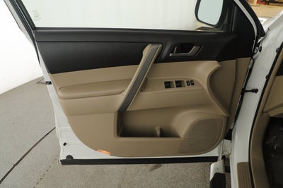 2010 Toyota Highlander SE