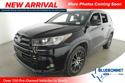 2017 Toyota Highlander Base