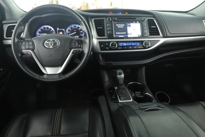 2017 Toyota Highlander Base