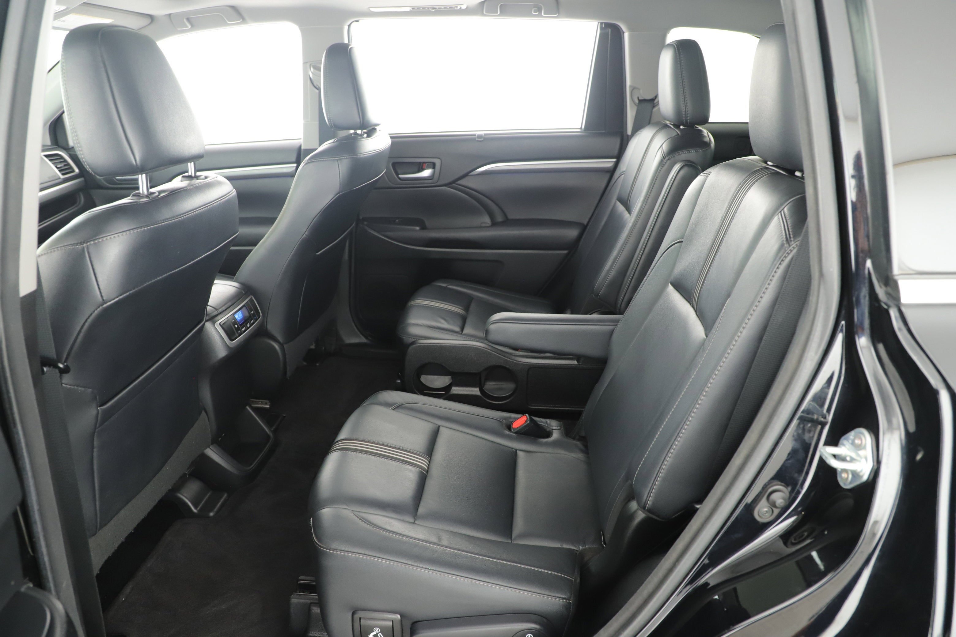 2017 Toyota Highlander Base