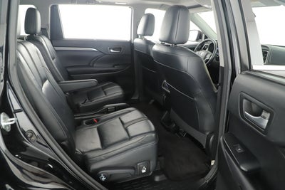 2017 Toyota Highlander Base