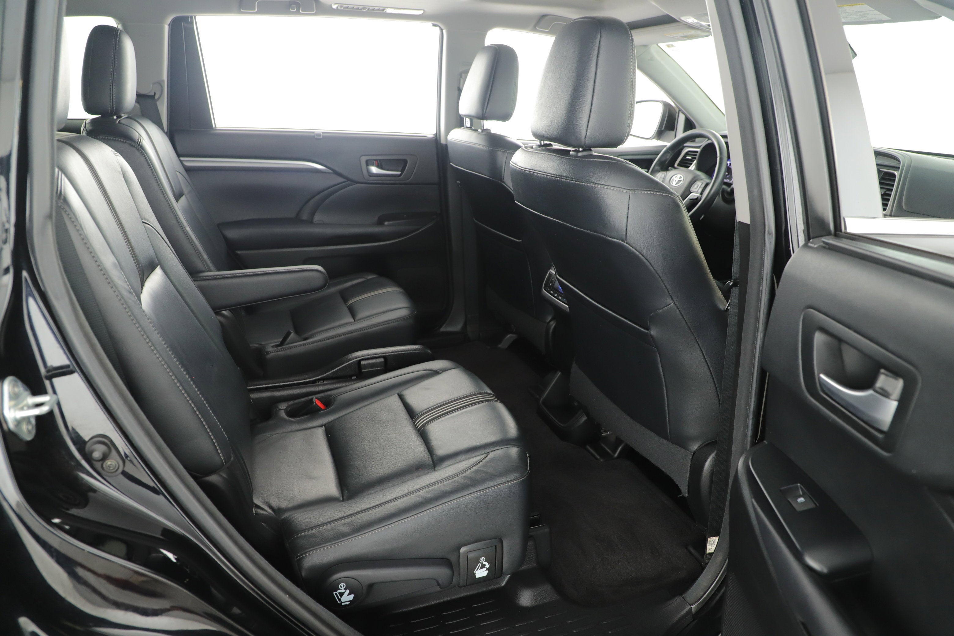 2017 Toyota Highlander Base