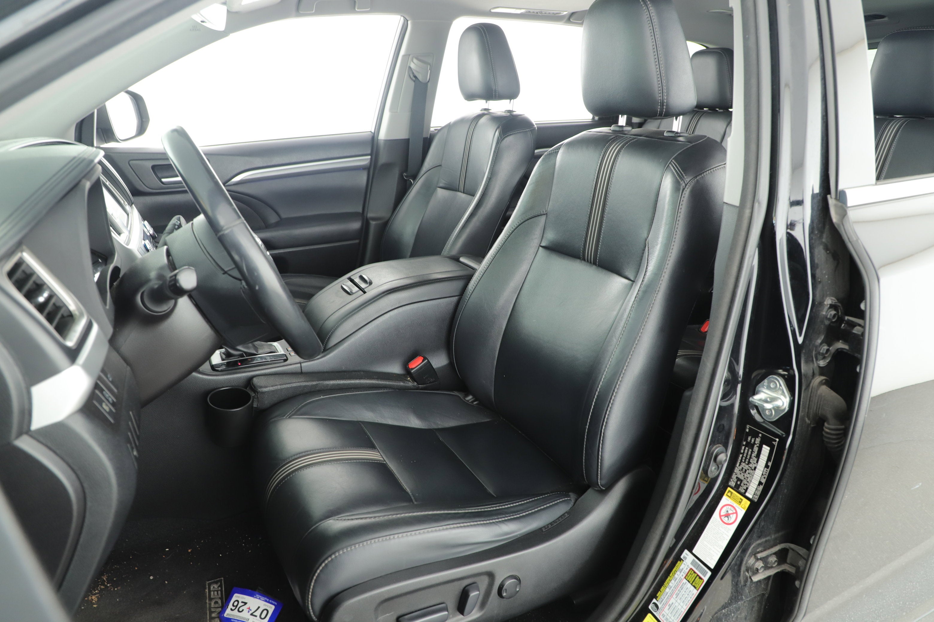 2017 Toyota Highlander Base