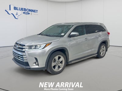 2018 Toyota Highlander Base