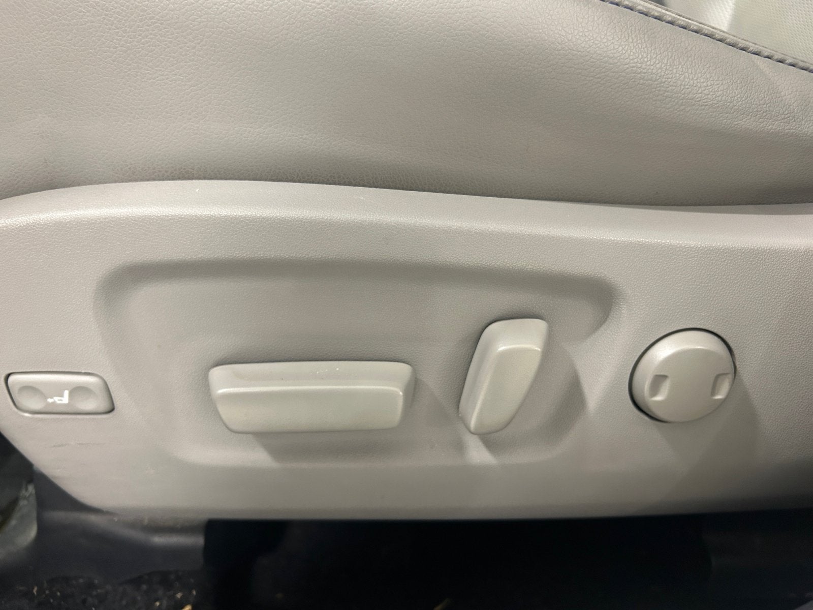 2018 Toyota Highlander Base