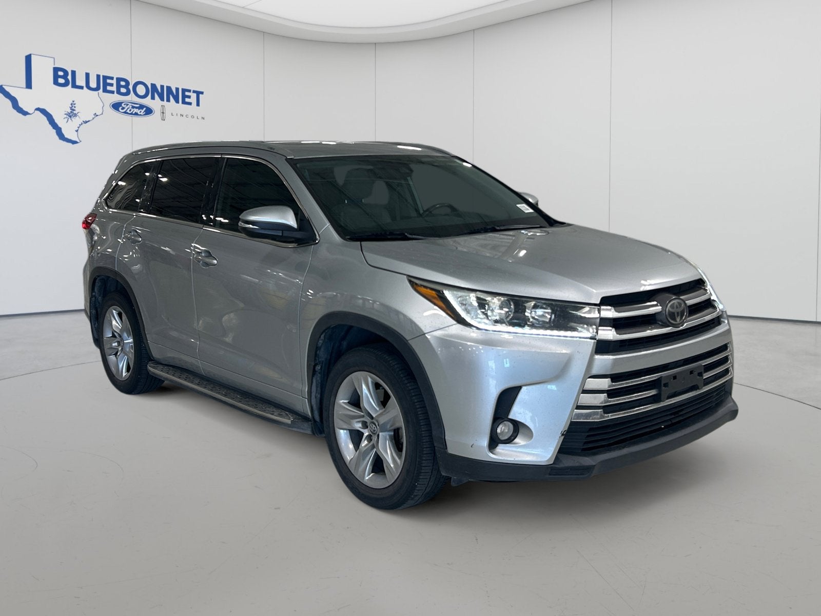 2018 Toyota Highlander Base