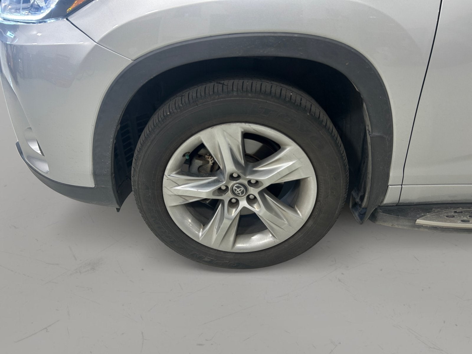 2018 Toyota Highlander Base