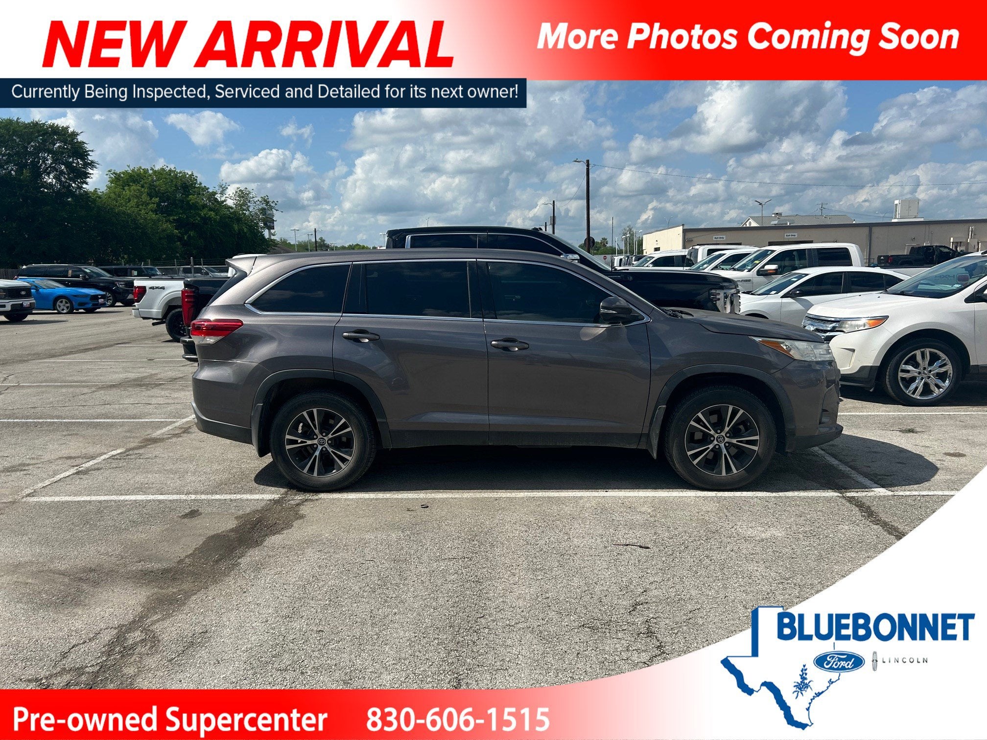 2019 Toyota Highlander LE