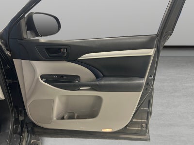2014 Toyota Highlander Base