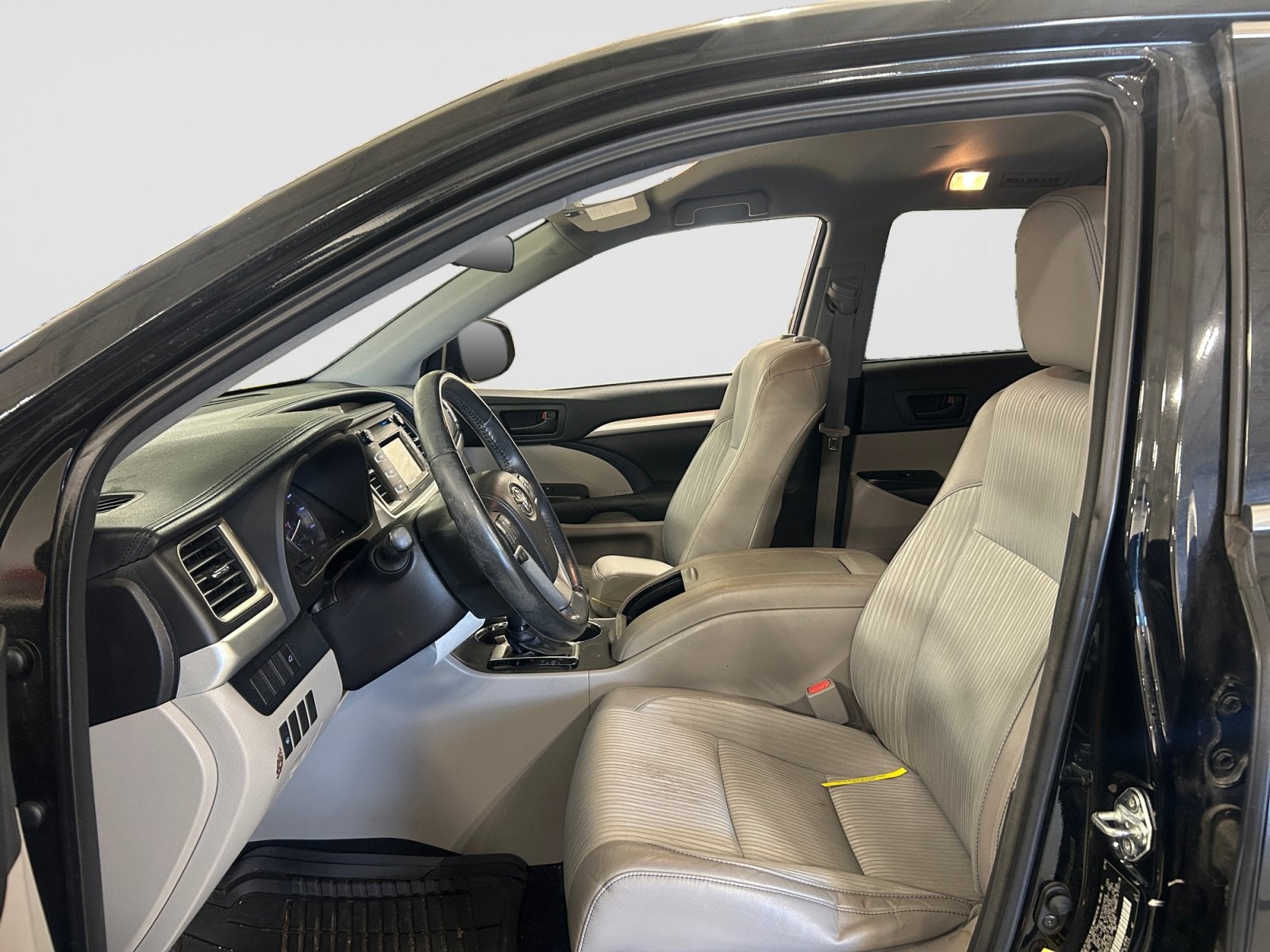 2014 Toyota Highlander Base