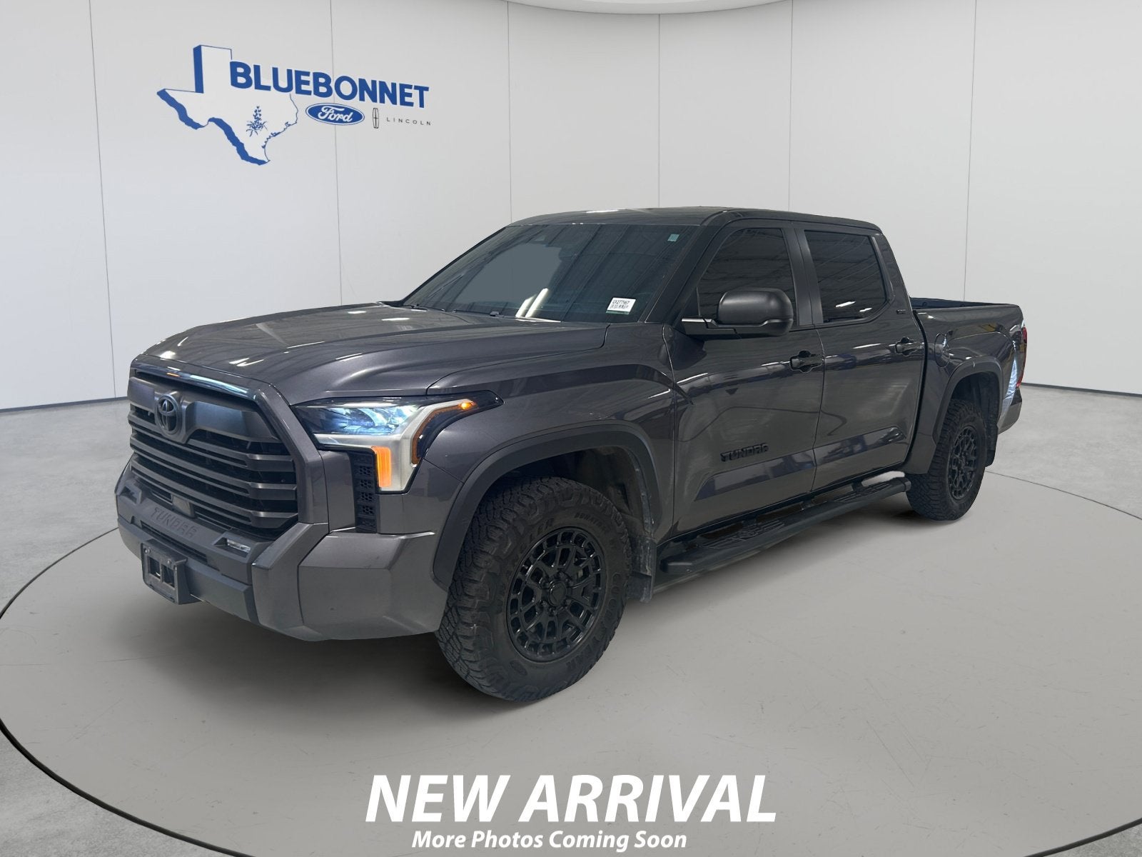2025 Toyota Tundra 4WD Base