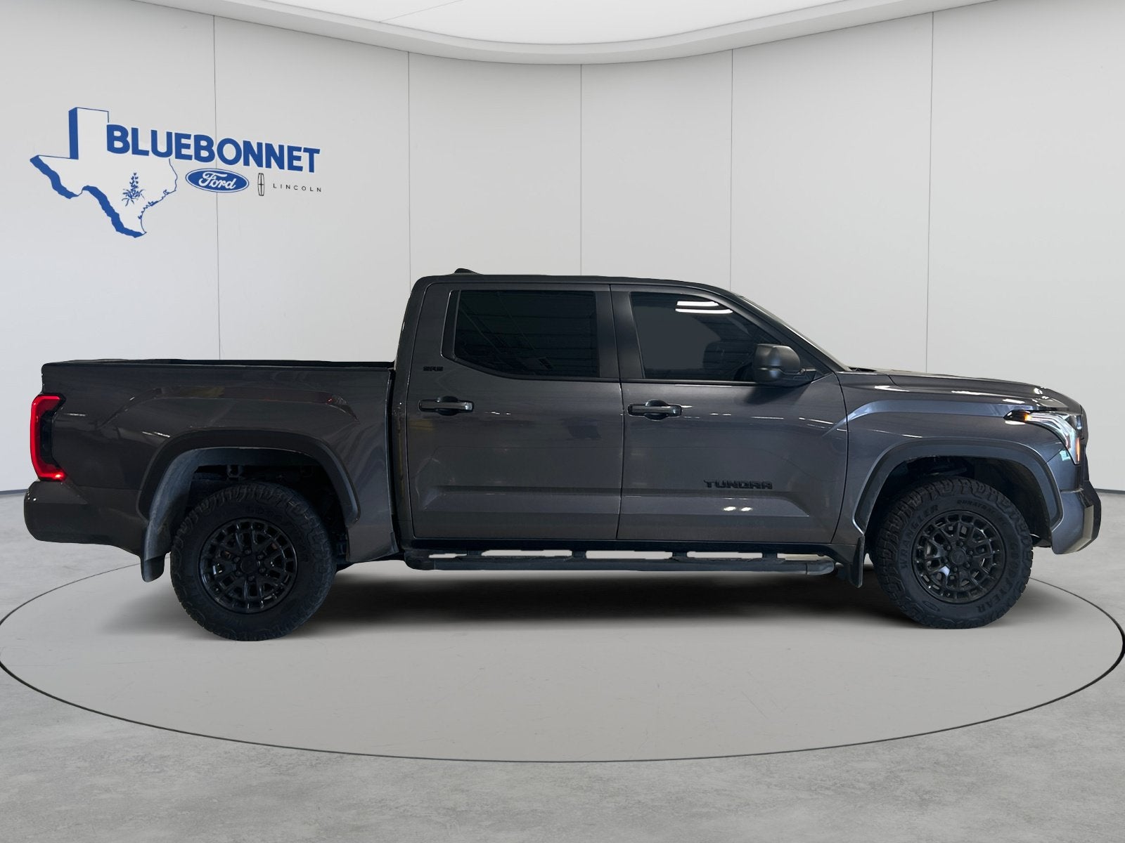 2025 Toyota Tundra 4WD Base