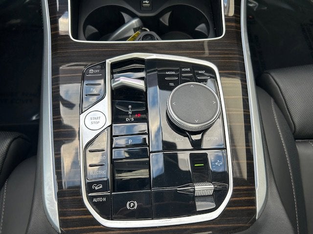 2025 BMW X5 xDrive50e