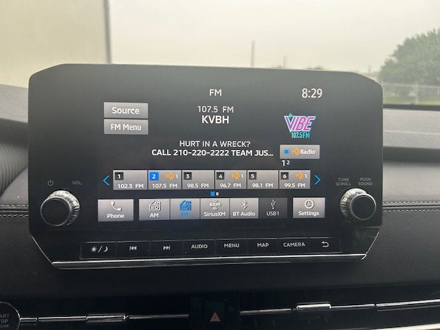 2023 Mitsubishi Outlander Base