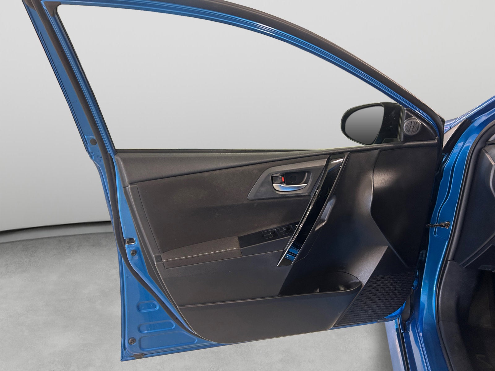 2017 Toyota Corolla iM BASE