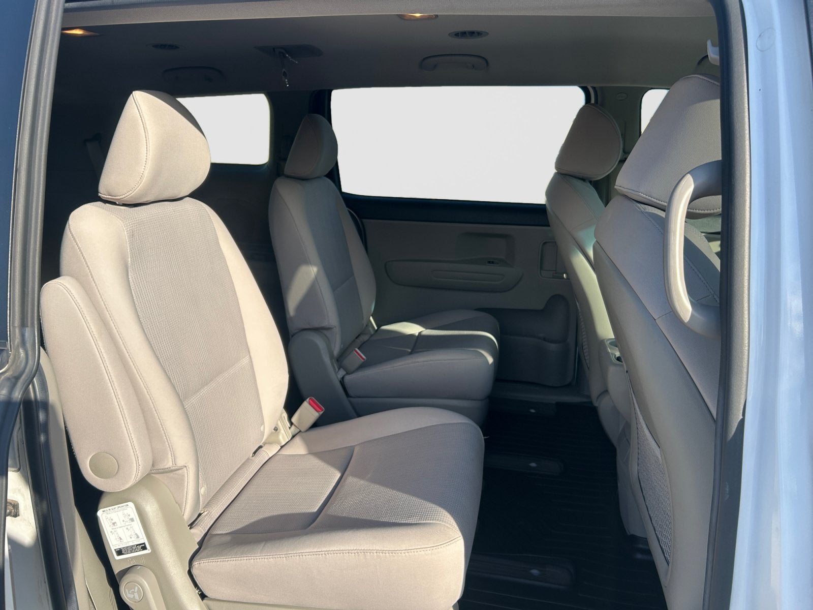 2021 Kia Sedona LX