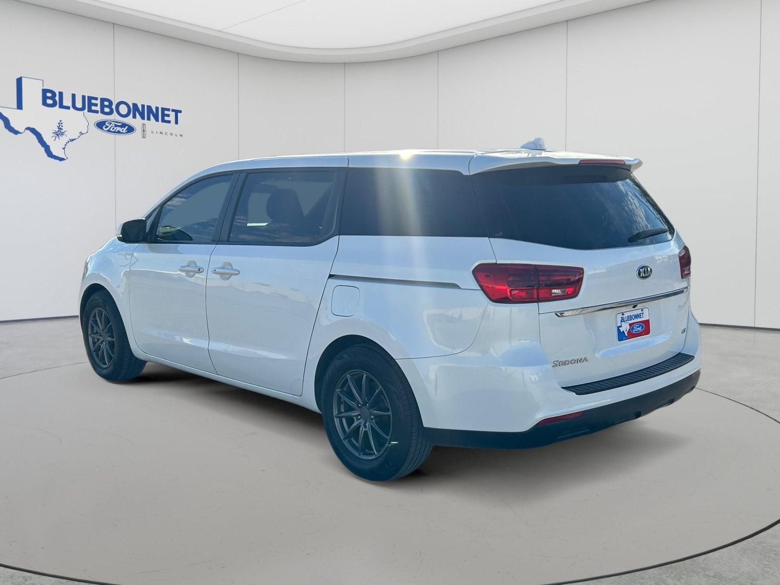 2021 Kia Sedona LX