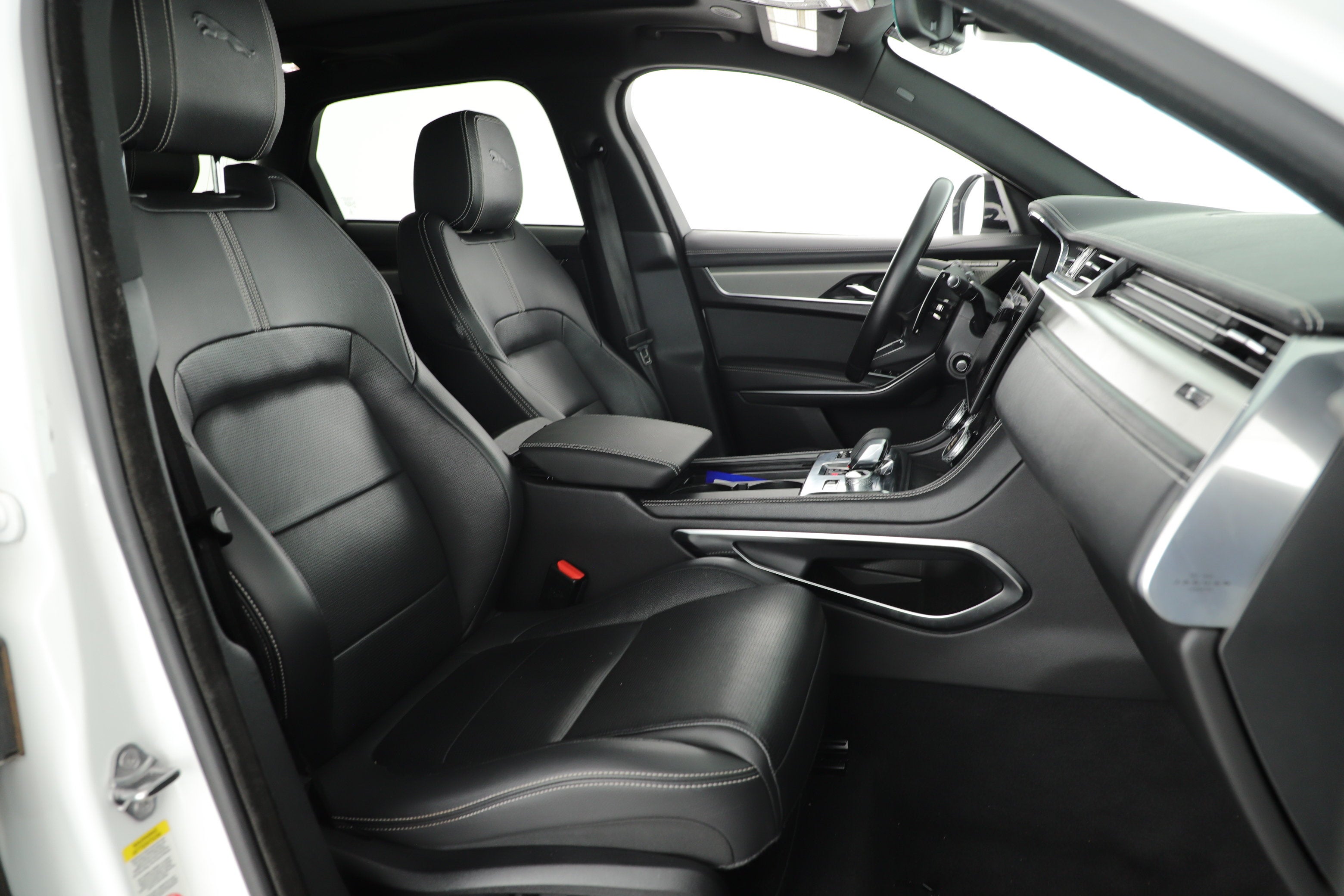 2025 Jaguar F-PACE R-Dynamic S