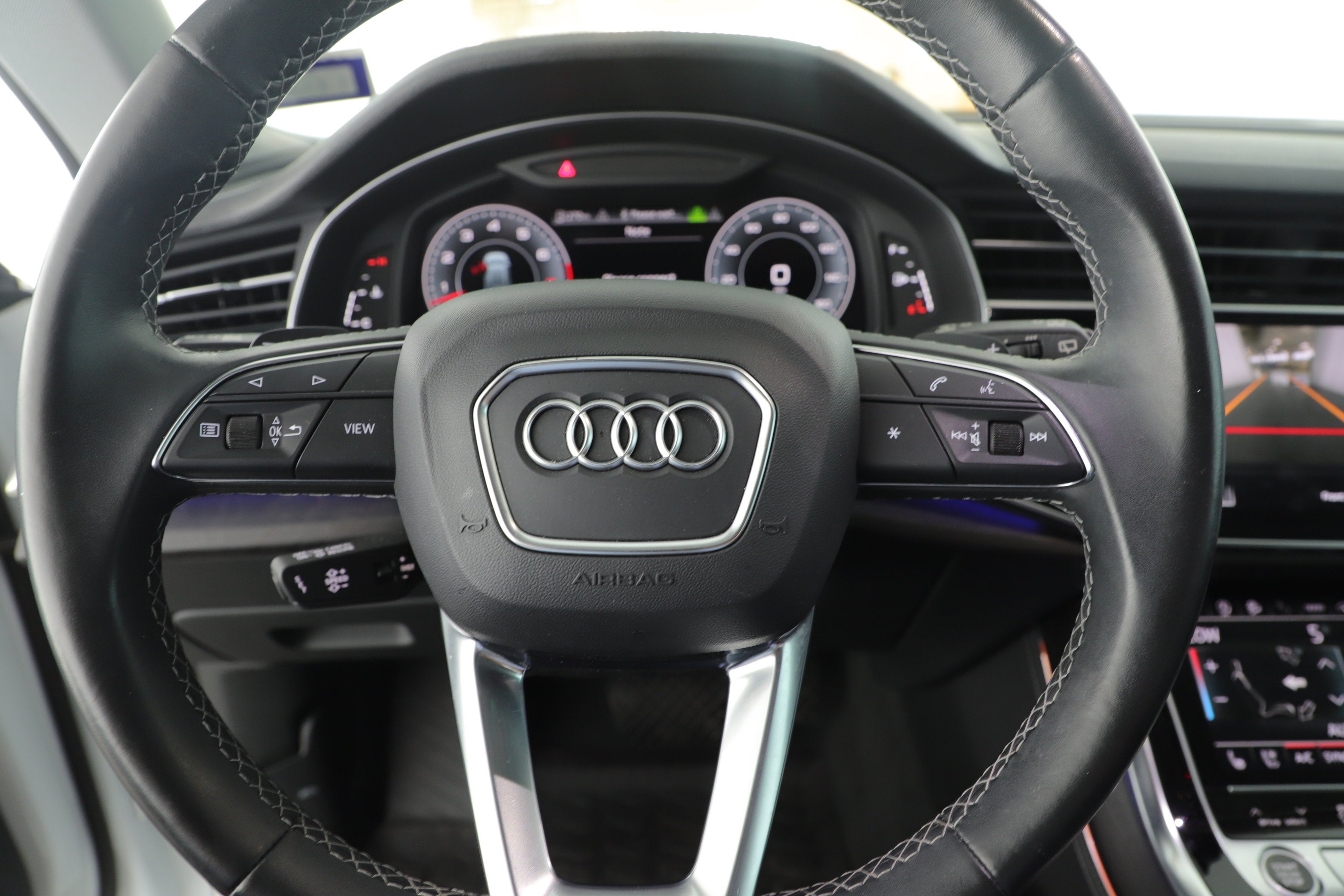 2023 Audi Q8 Prestige