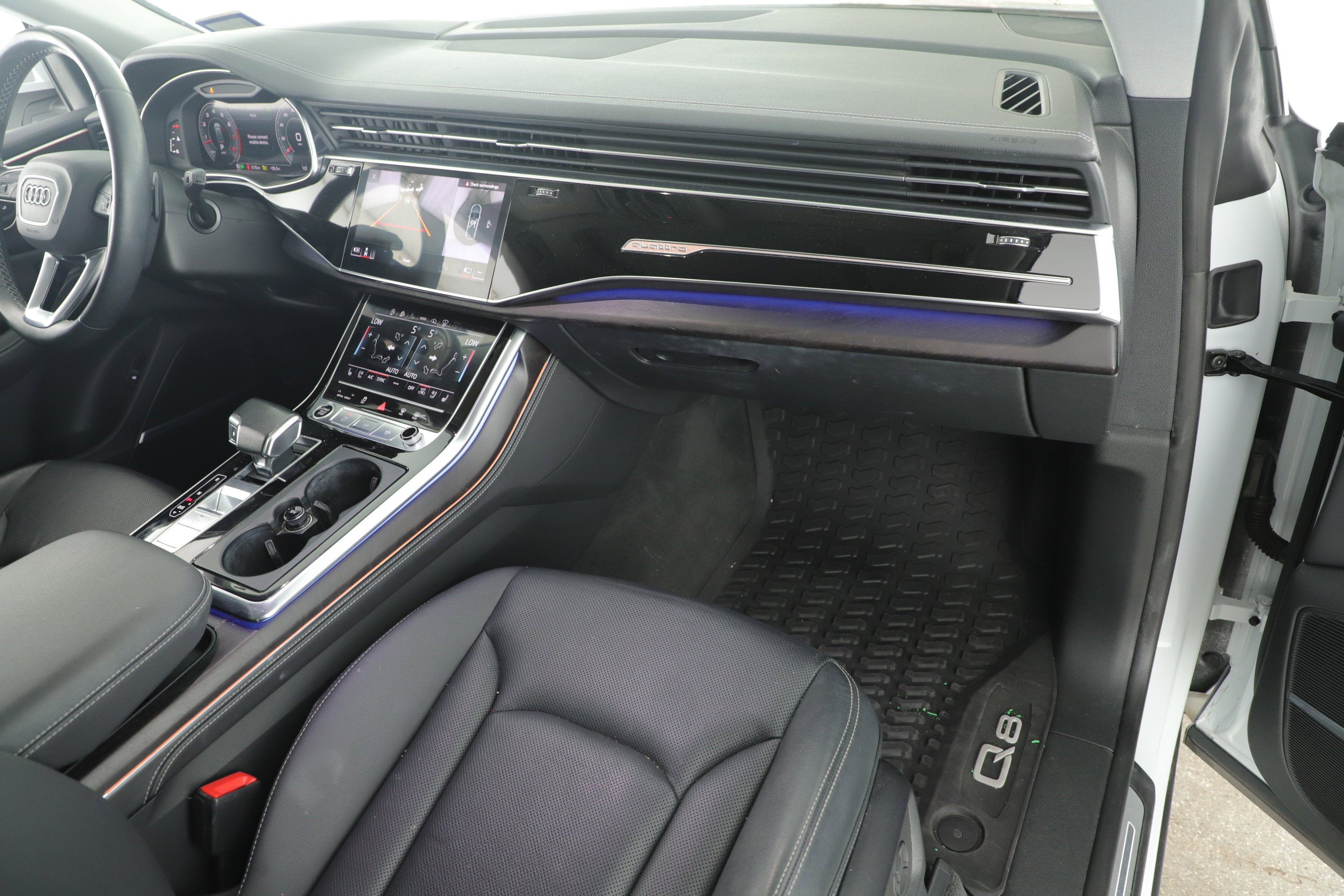 2023 Audi Q8 Prestige