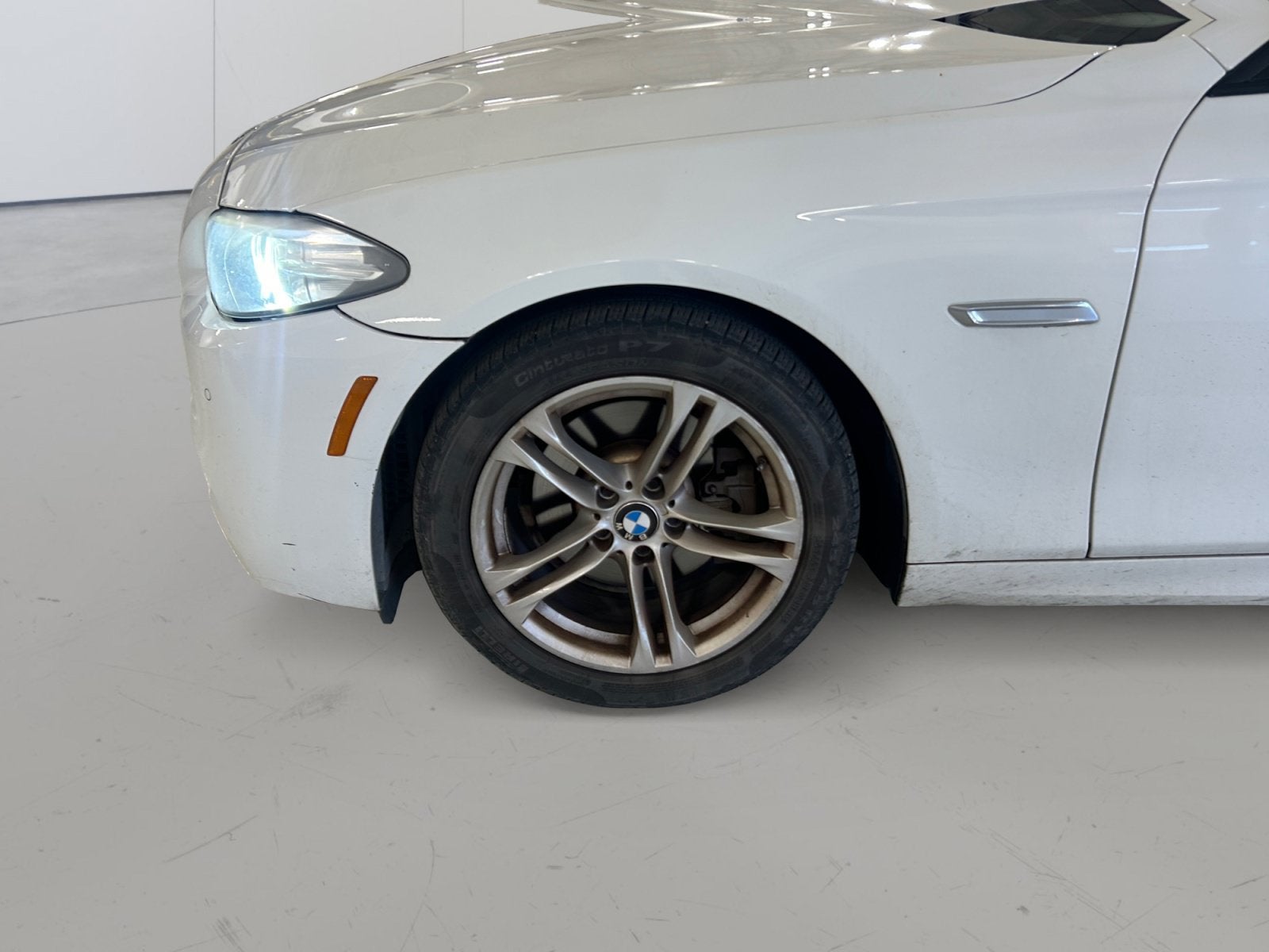 2016 BMW 5 Series 528i