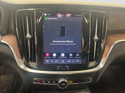 2025 Volvo V60 Cross Country Plus