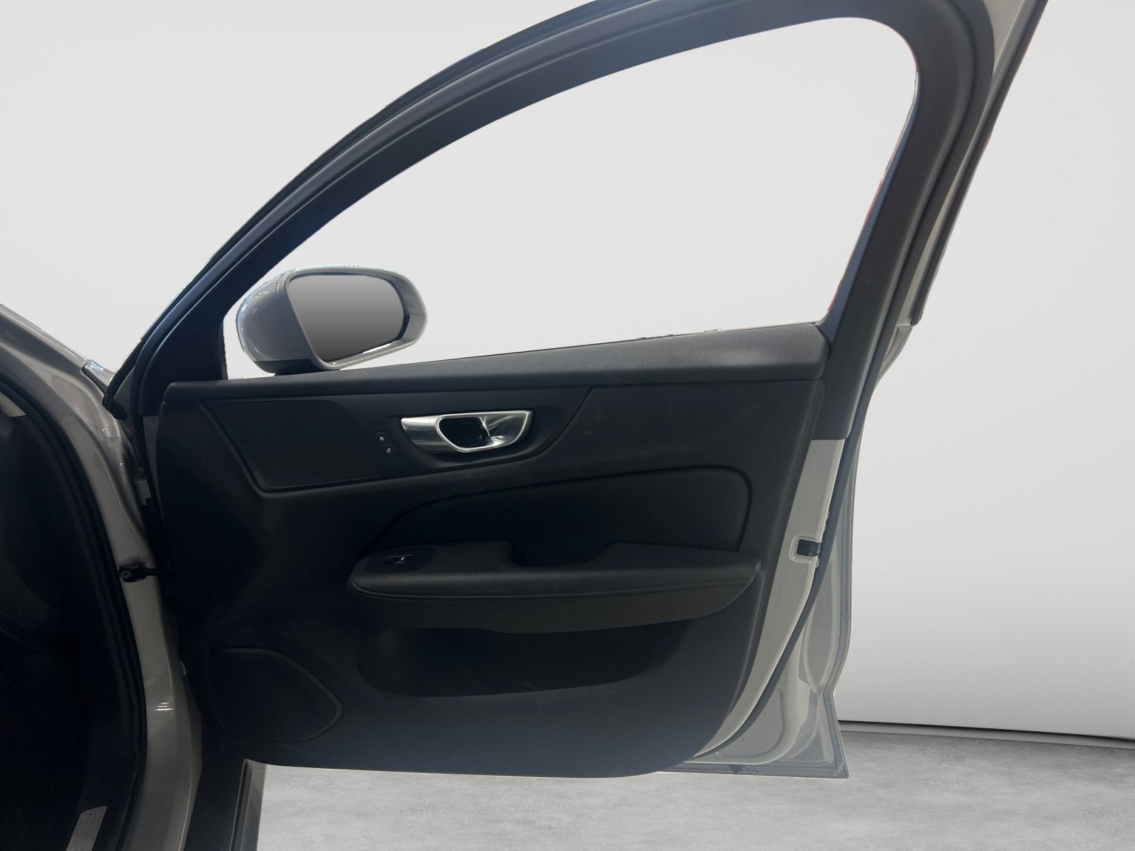2025 Volvo V60 Cross Country Plus